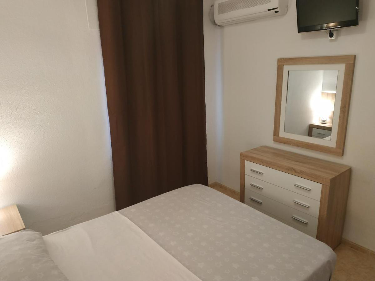 Apartamento RMM27 - Piso en zona tranquila de Tortosa Exterior foto