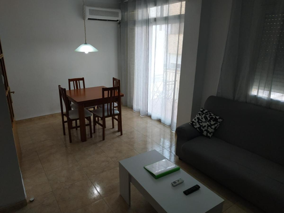 Apartamento RMM27 - Piso en zona tranquila de Tortosa Exterior foto